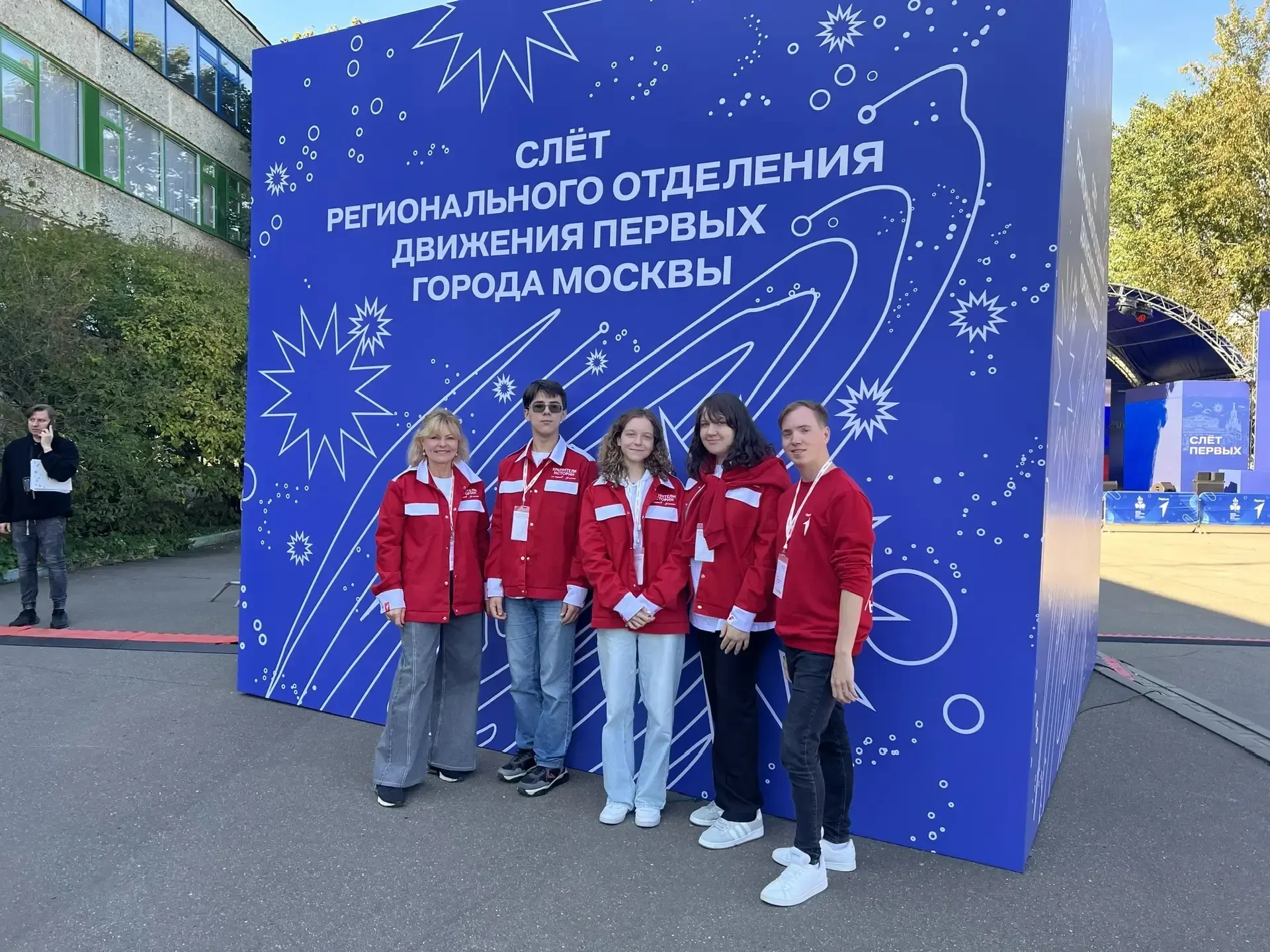 💞"Елена Эдуардовна Сульянова — советник директора по воспитанию, а еще, наш любимый педагог по актёр