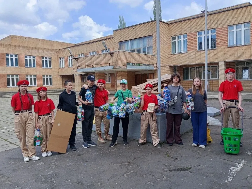 Знаете ли вы, что сбор макулатуры — это не просто экоакция, а настоящая традиция с историей длиной в