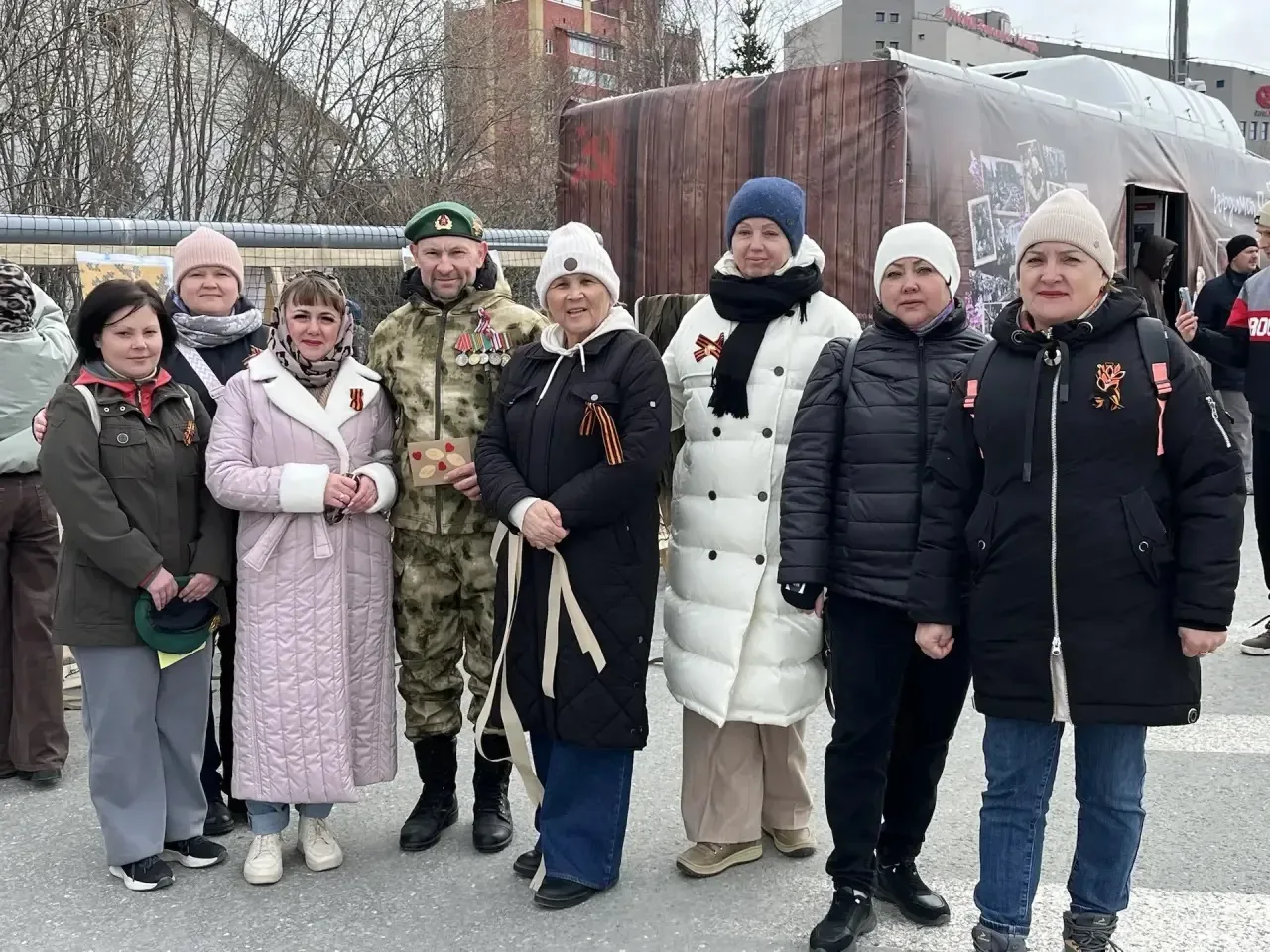 Уважаемые коллеги, гимназисты и родители,  поздравляю вас с  Днём Победы!   9 Мая – незабываемая, па