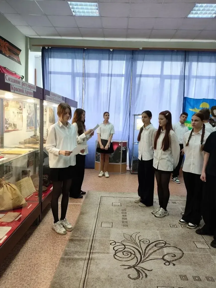 🌟 В преддверии Дня Победы: экскурсия в музее истории Отечества и школы 🌟 В преддверии великого празд
