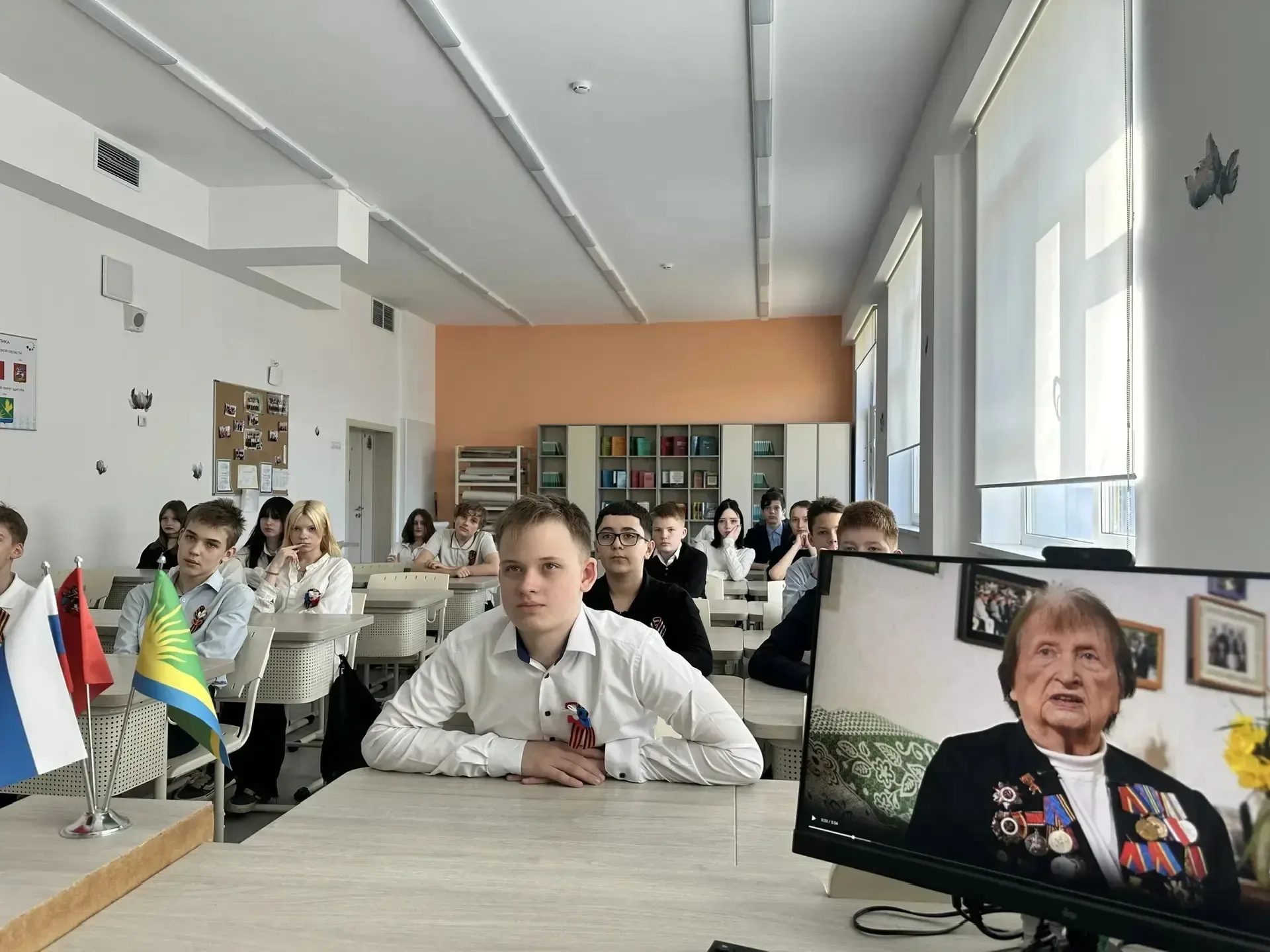4️⃣ мая для обучающихся Шатурского лицея прошел классный час «Разговоры о важном» по теме «Песни о в