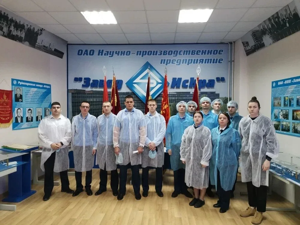 🔬 Профориентационное мероприятие: знакомство с АО «НПП «Завод Искра»  Доцент кафедры ПАСОПиТБ Сайфут
