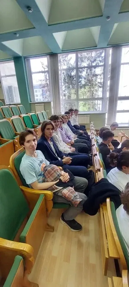 Команда нашей школы приняла активное участие в ежегодной Спартакиаде допризывной молодежи, которая п