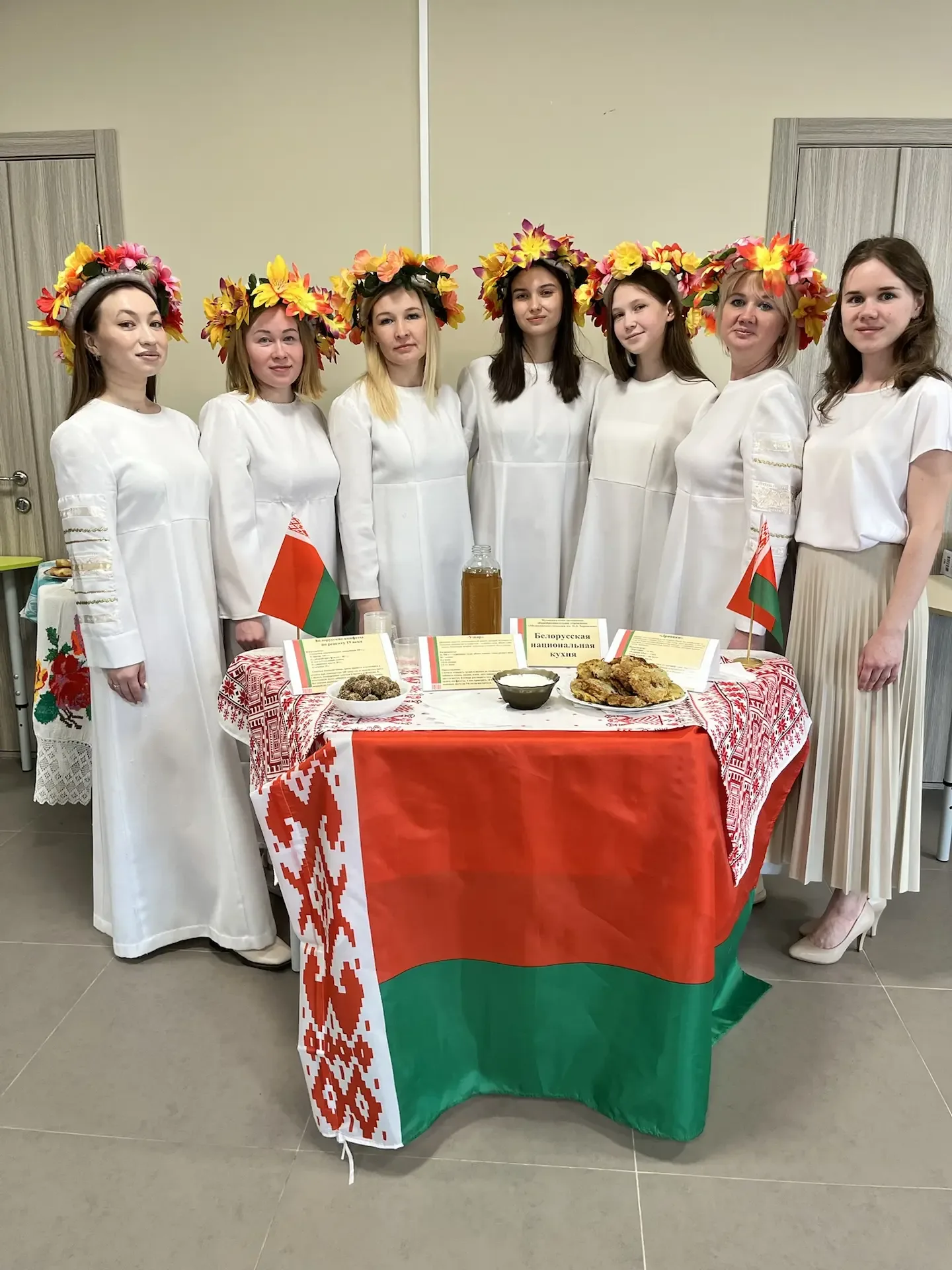 Белорусская культура на районном фестивале «Дружба Народов»: учителя Медведевской гимназии показали 
