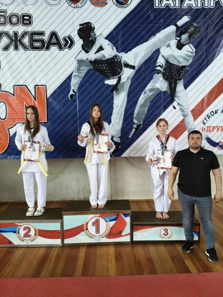 От всей души поздравляем с серебром 🥋🥈 наших техничных тхэквондистов из клуба «Чёрный тигр» — учениц