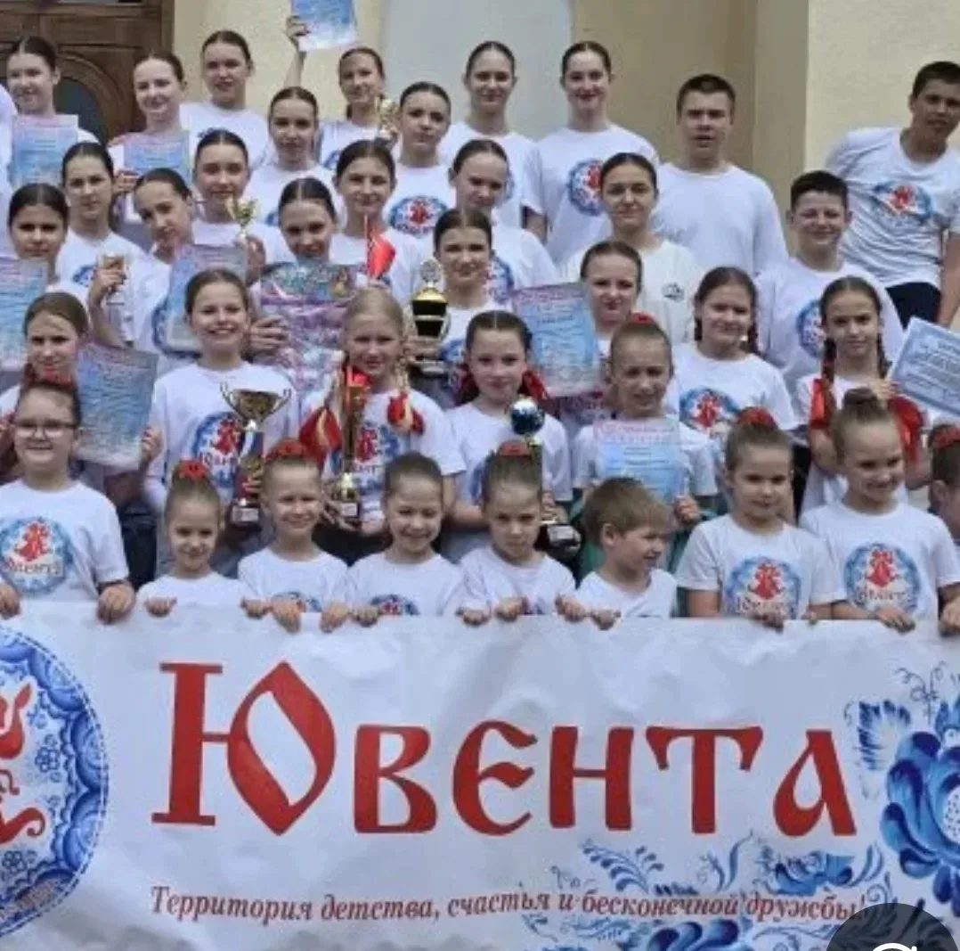 🎉 Поздравляем Мычко Дарью с блестящей победой!  17 мая на конкурсе «Радуга Талантов» в посёлке Камен