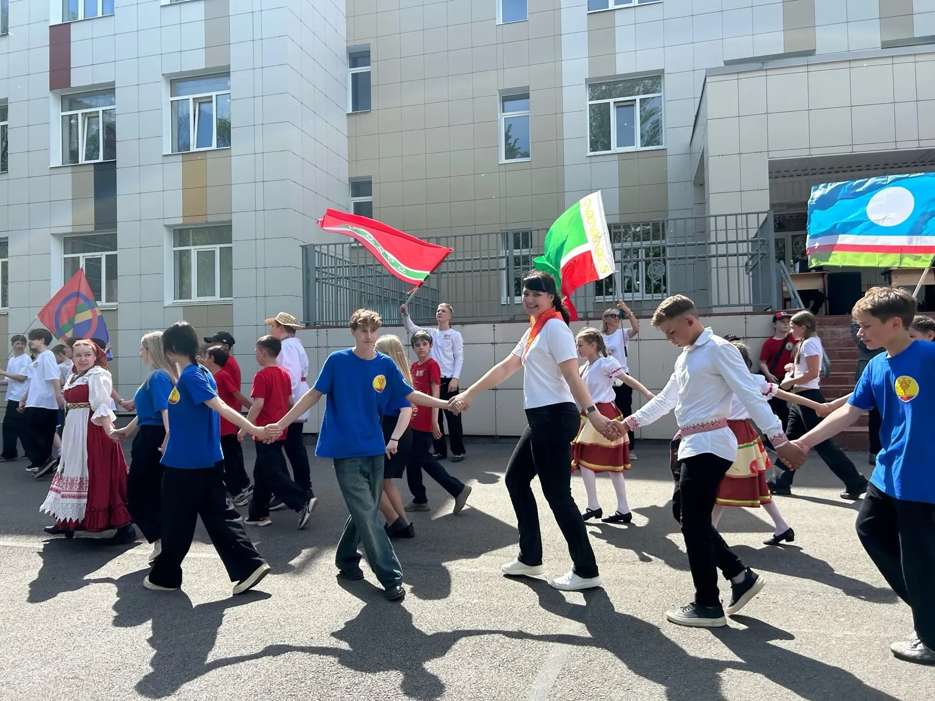 Фейерверк эмоций и традиций✨️  Сегодня мы с ребятами стали участниками настоящего праздника — фестив