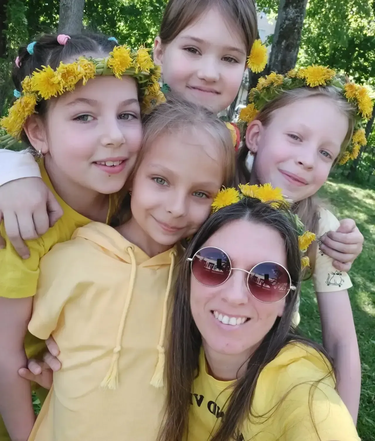 ☀️ Второй день цветной недели подошел к завершению! 🌈  Сегодня мы заряжались энергией солнца: в ход 