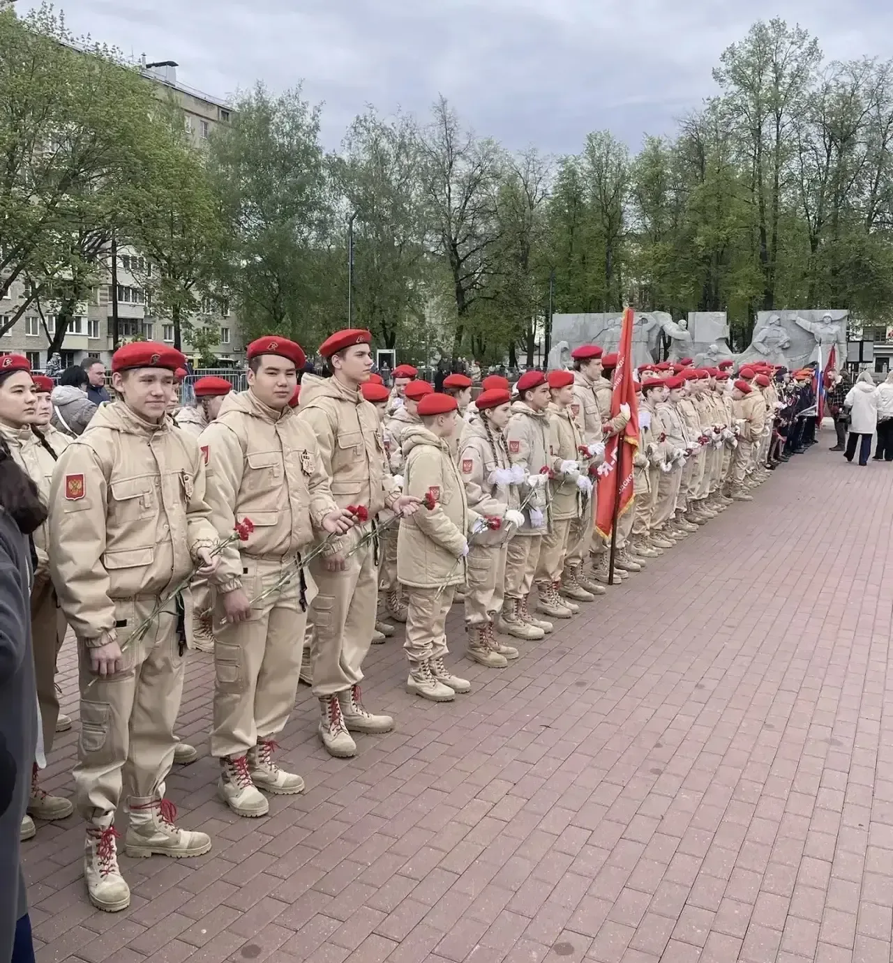 9 Мая — особенный праздник для всей нашей страны. Это день памяти, гордости и благодарности нашим пр