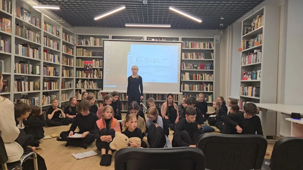 Презентация книги  13 мая в Москве, на Пресне, в библиотеке N 10, состоялась презентация книги Игоря