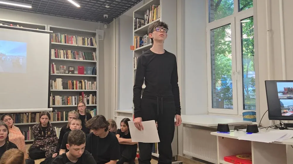 Презентация книги  13 мая в Москве, на Пресне, в библиотеке N 10, состоялась презентация книги Игоря
