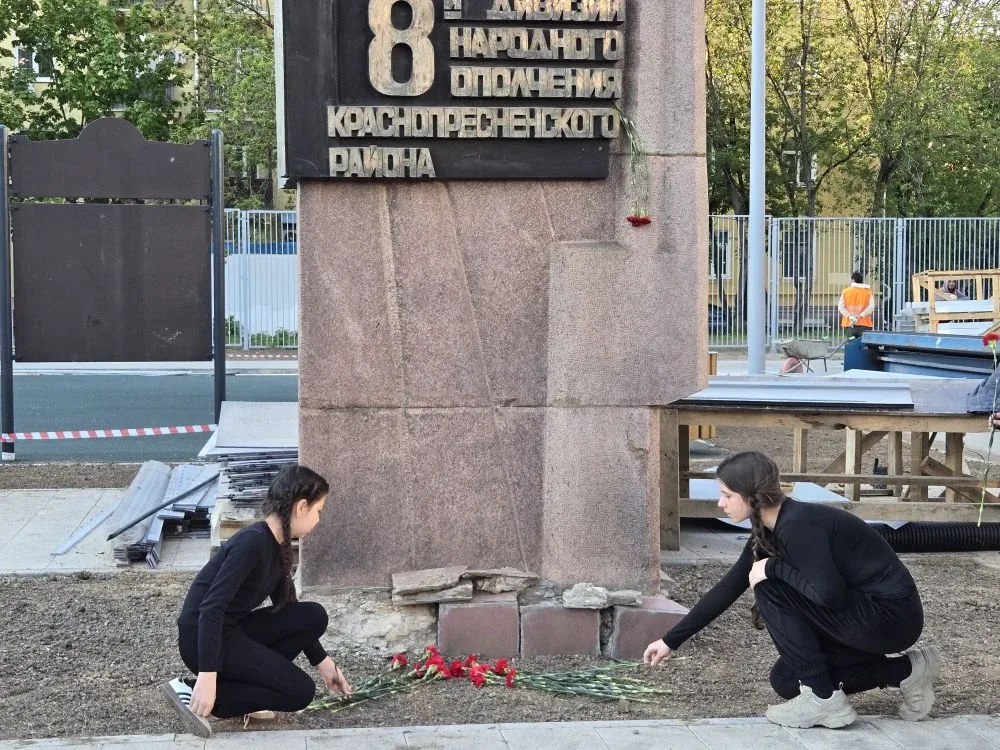 Презентация книги  13 мая в Москве, на Пресне, в библиотеке N 10, состоялась презентация книги Игоря