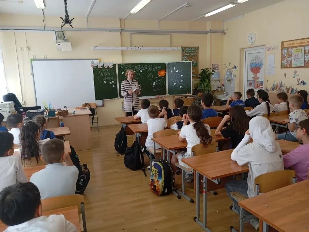 ▌ 🇷🇺 Патриотический урок с Екатериной Трубиной  Сегодня, 22 мая, для учеников 2К и 4И состоялся особ
