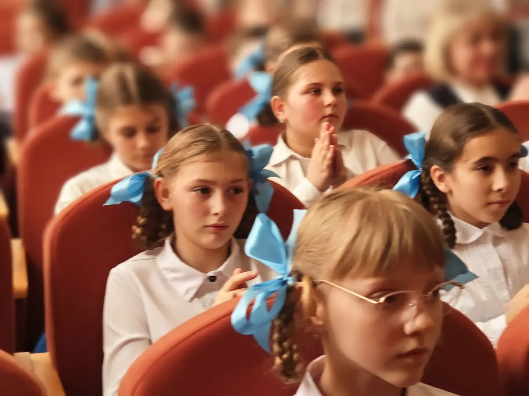 🕊Лицей отметил приближение 9 Мая концертом «Во имя Победы»!🎉  Программа концерта получилась по-насто
