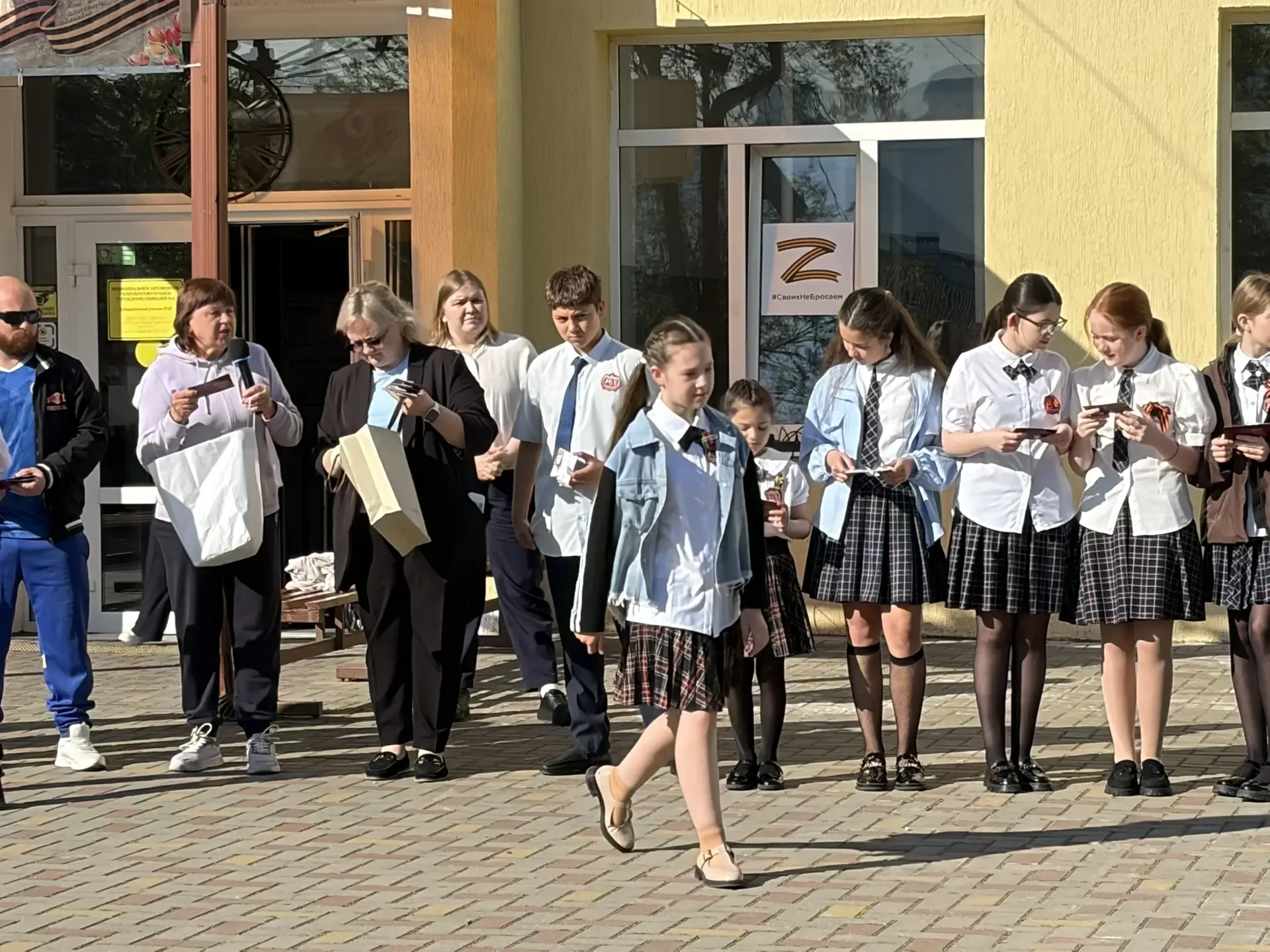 📣 18 мая на школьной линейке состоялось торжественное награждение учащихся за выдающиеся результаты 