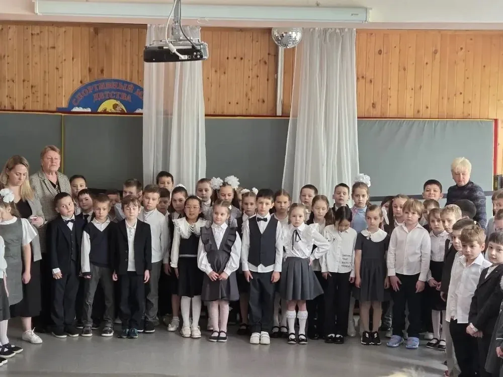 🔔 Прощай, 1-й класс! Первые победы и большие планы  ✨ На прошлой неделе в стенах нашей школы было по