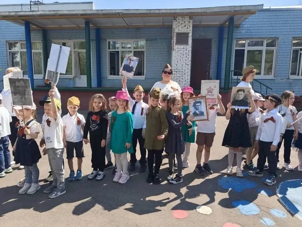 🕊 Традиция, которая трогает до слез: «Бессмертный полк» в дошкольном отделении №3  🇷🇺В нашем дошколь