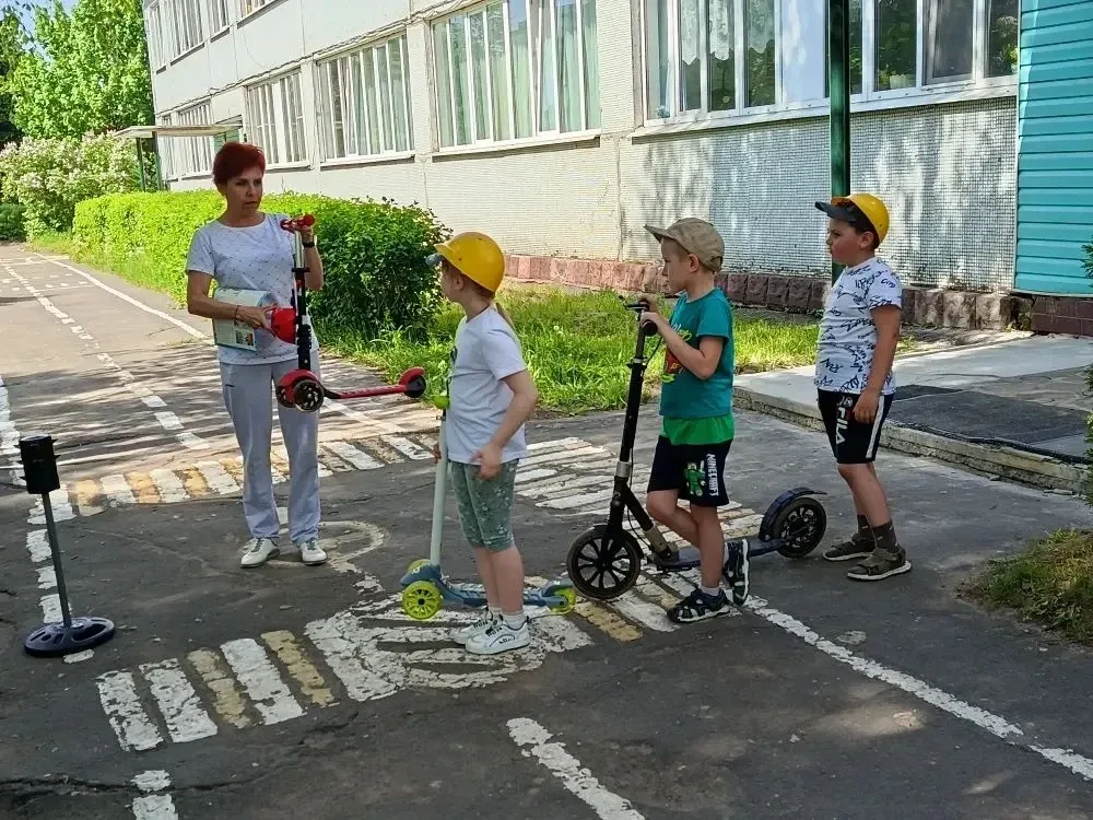 17.05.2026г. В МБОУ ЦО №83 (здание 5) прошли тематические занятия по безопасности детей при использо