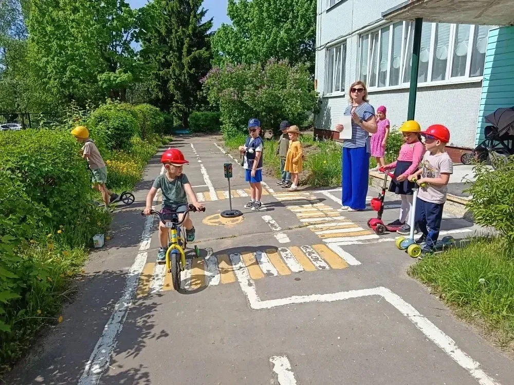 17.05.2026г. В МБОУ ЦО №83 (здание 5) прошли тематические занятия по безопасности детей при использо