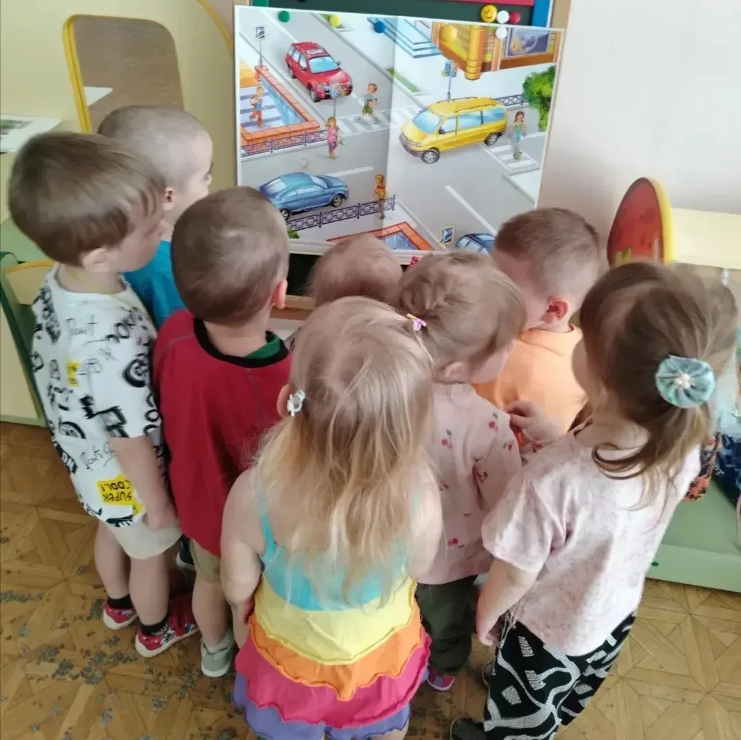 17.05.2026г. В МБОУ ЦО №83 (здание 5) прошли тематические занятия по безопасности детей при использо