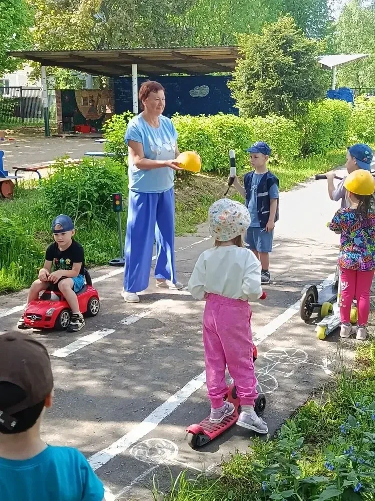 17.05.2026г. В МБОУ ЦО №83 (здание 5) прошли тематические занятия по безопасности детей при использо