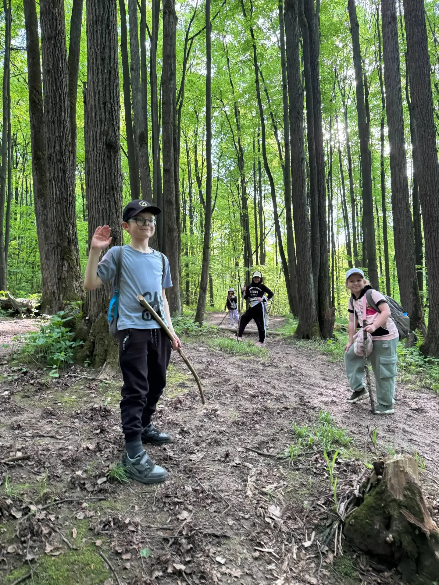 нᴀʙᴄᴛᴩᴇчу ᴨᴩиᴋᴧючᴇнияʍ 🏕  ⛺ Пока кто-то проводит выходные дома, ребята из школьного кружка «Туризм и