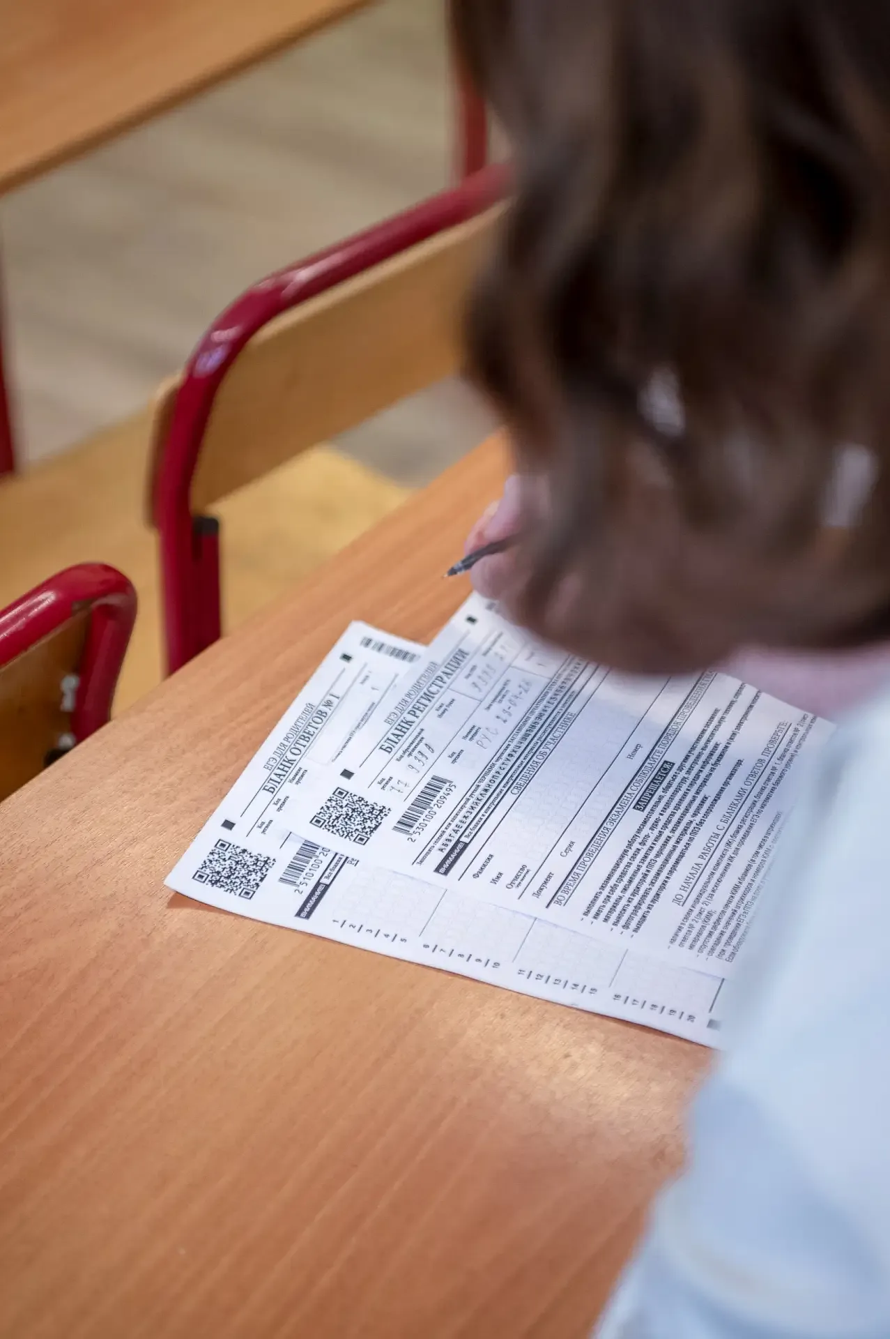 Родители на экзамене: миссия выполнима! 🎓  📣 Вчера в нашей школе родители выпускников попробовали се