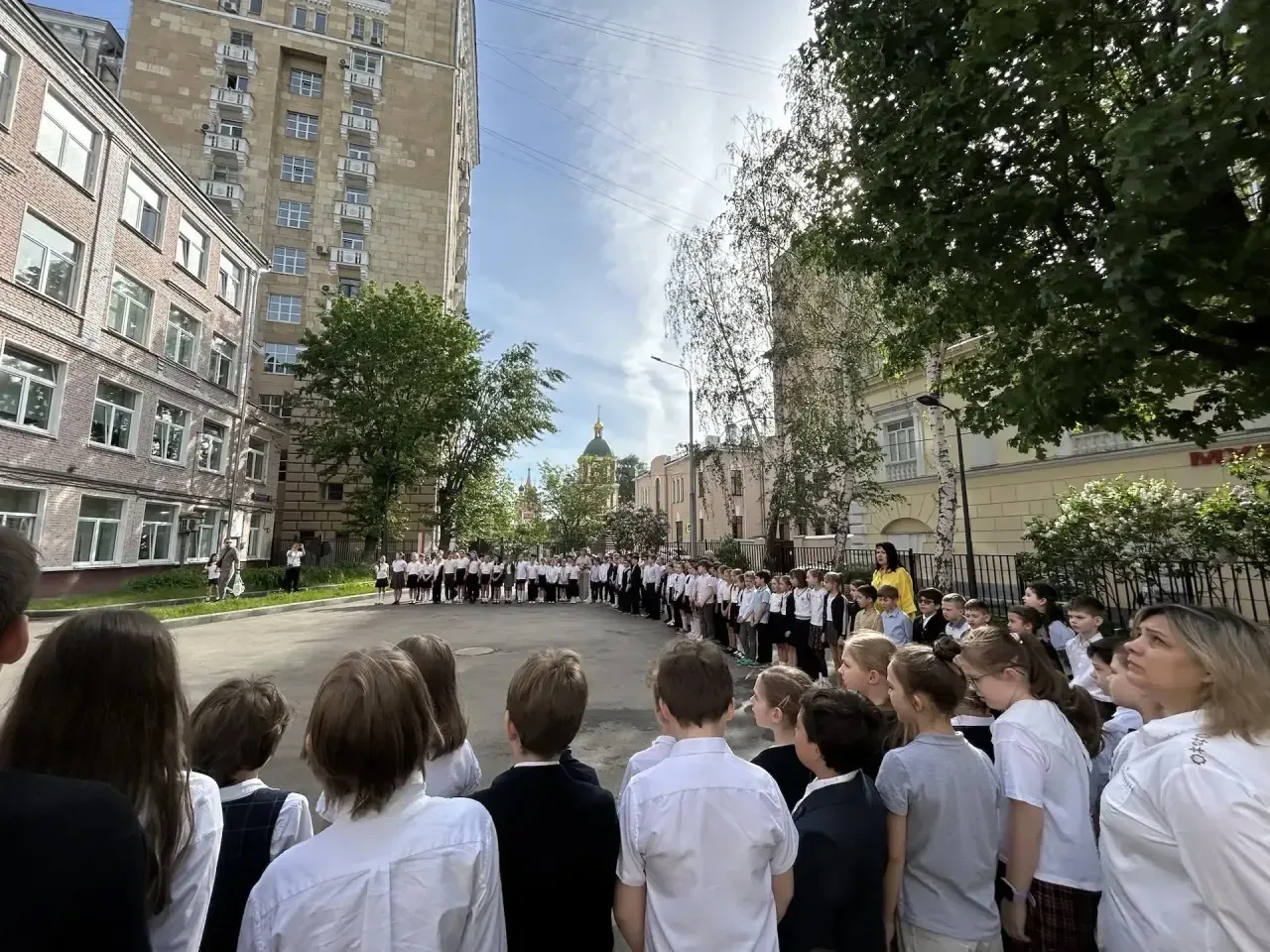 Доброе утро, друзья!  ☑️Уже совсем скоро закончится учебный год. Последние майские дни наполнены осо