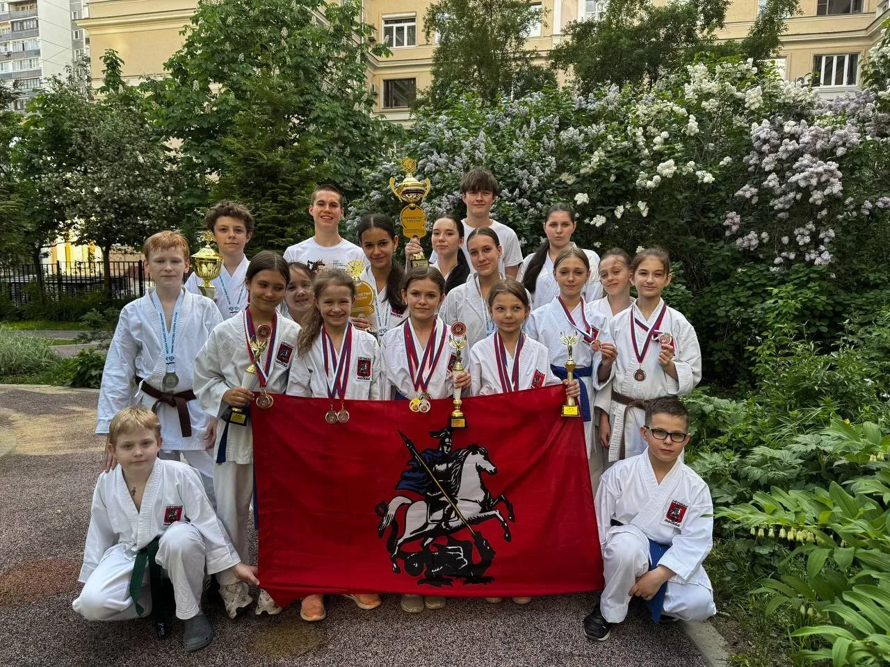 🥋Наши каратисты показывают головокружительные результаты!  С 13 по 18 мая в подмосковных Люберцах пр