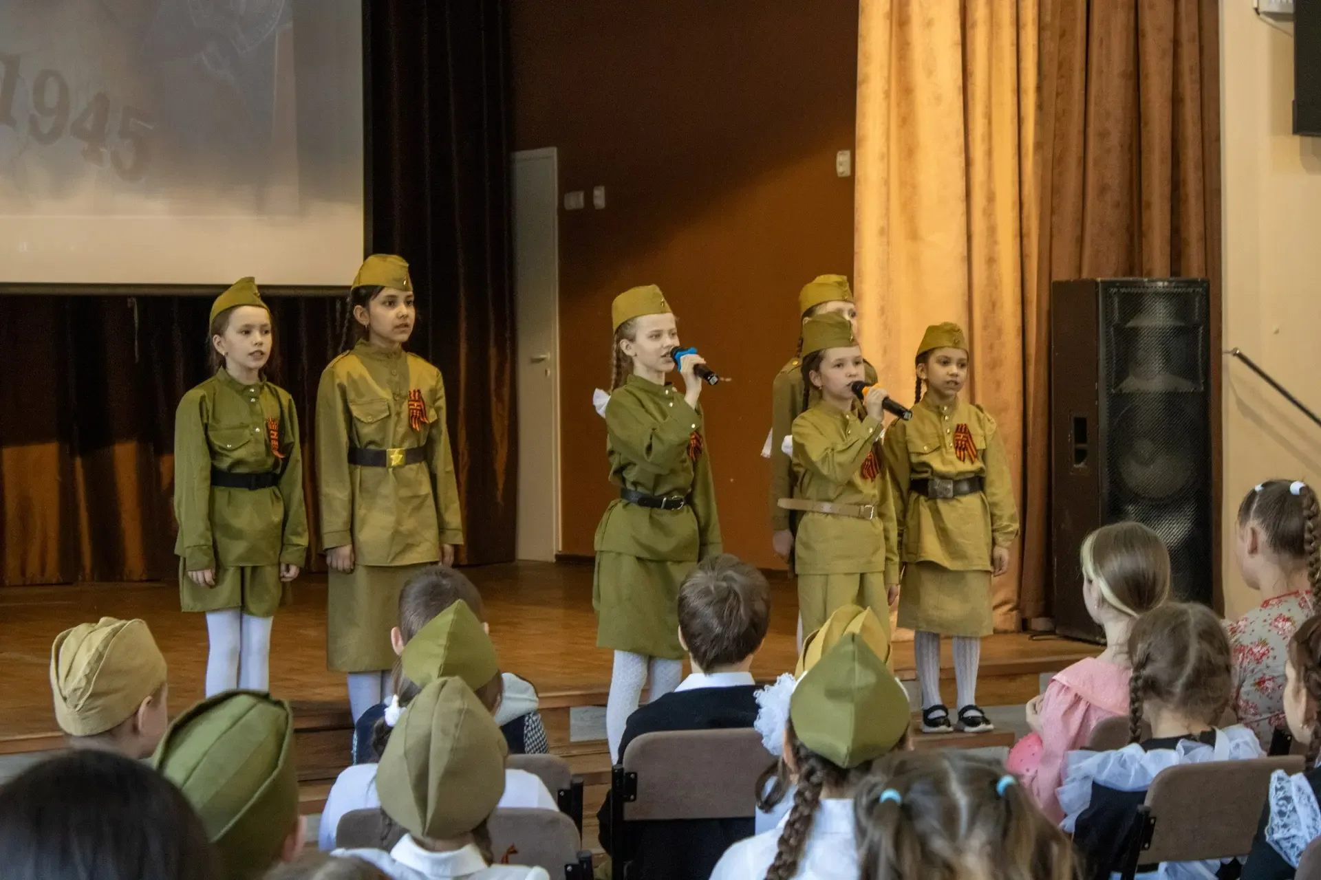 🎖️ Великая Победа – в наших сердцах!  ✨В преддверии великого праздника Дня Победы в нашей школе прош