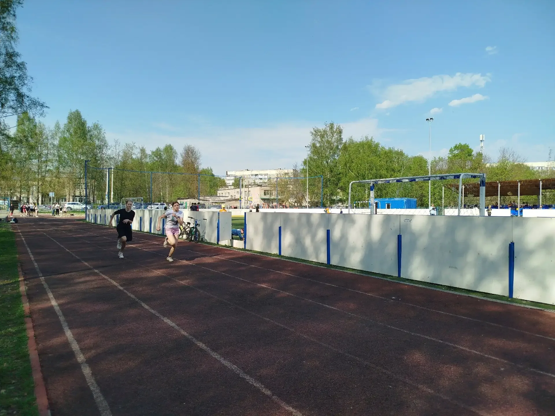 🥇 Рванули к победе!  ⚡7 мая на базе гимназии №3 прошли соревнования по лёгкой атлетике среди школ Ле