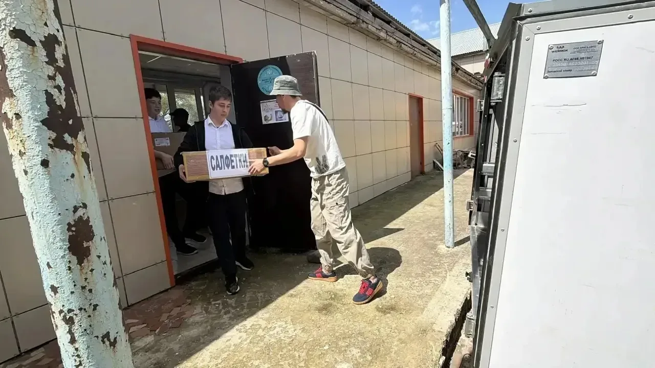 В нашей школе прошла акция по сбору гуманитарной помощи пострадавшим от наводнений в селе  Адильотар