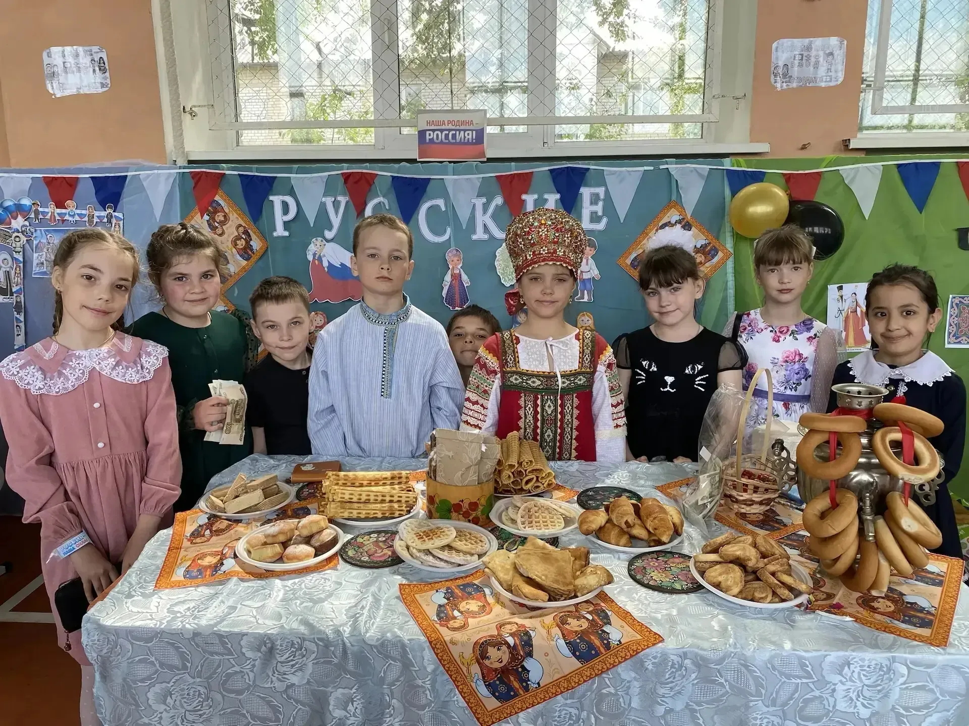 🇷🇺 15 мая в Солобоевской  школе прошел большой праздник-фестиваль, посвящённый Году единства народов