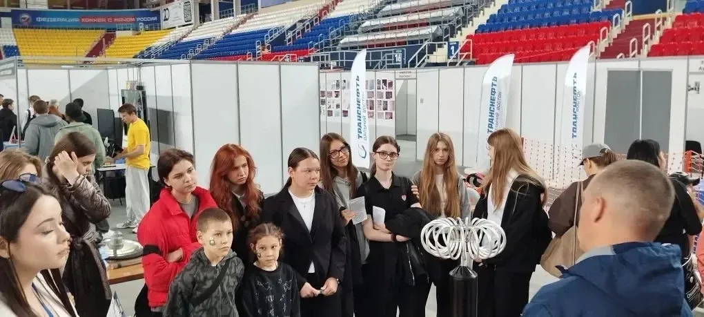 🚀 8 «А» на «Техно-лете»: знакомимся с профессиями будущего!  Учащиеся 8 «А» класса побывали на увлек