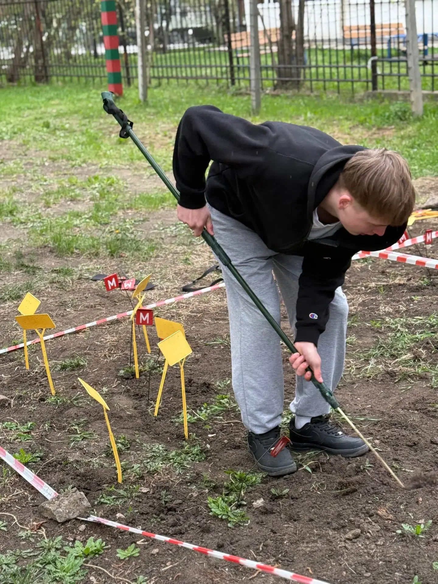 🚩 СТАРТОВАЛА «ЗАРНИЦА 2.0»!  Сегодня 2 команды от нашей школы стартовали в  военно-патриотической иг