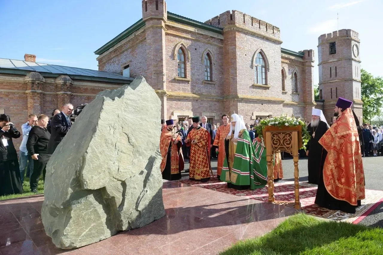 В Оренбурге восстановят Спасо-Преображенский собор  #Про_Общество  Патриарх Кирилл освятил закладной