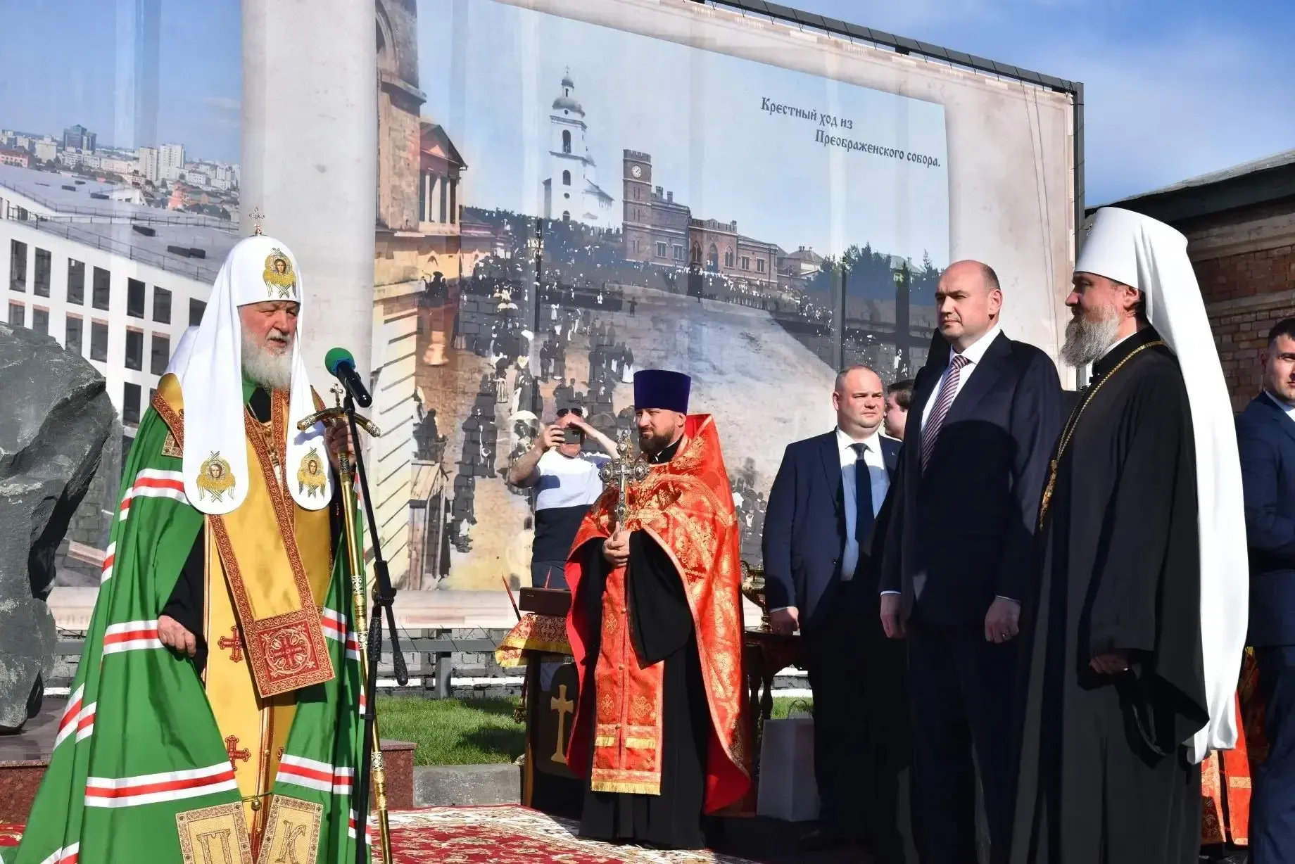 ❗️Сегодня в Оренбурге из-за освещения храма Патриархом Кириллом ограничат автодвижение на проезде Ни