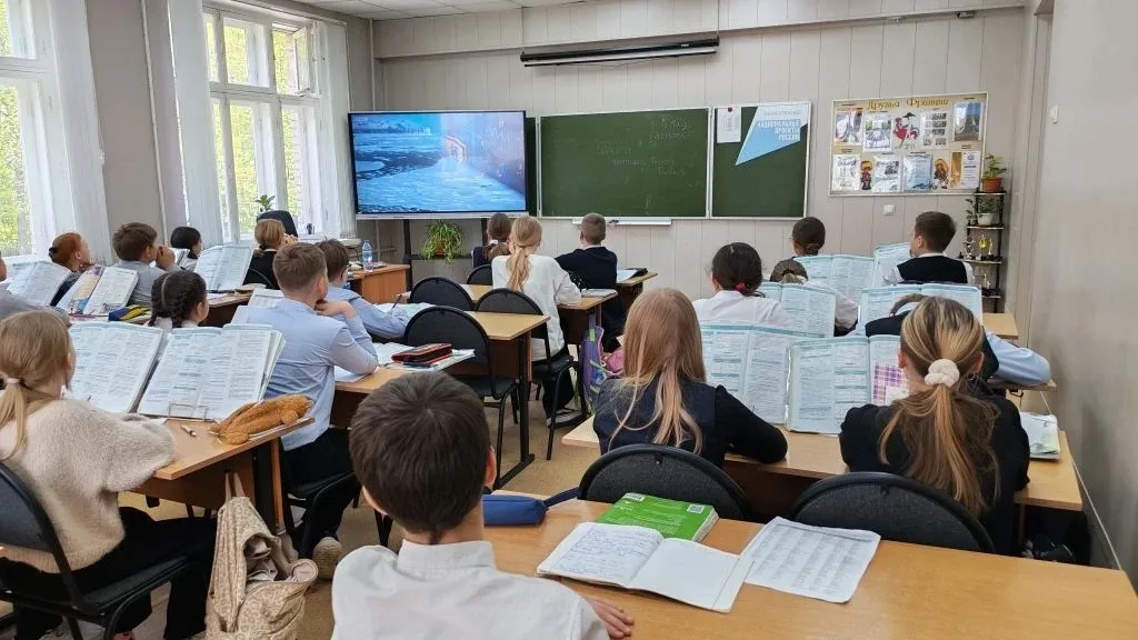 Как распознать и противостоять опасным манипуляциям со стороны взрослых: опыт нашей гимназии в проек