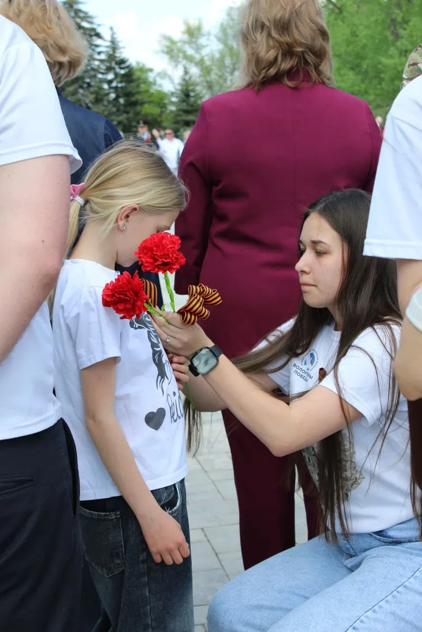🎗️Акция "Георгиевская лента" продолжается в Павловском районе!  🪽 Студенты Павловского филиала Губер