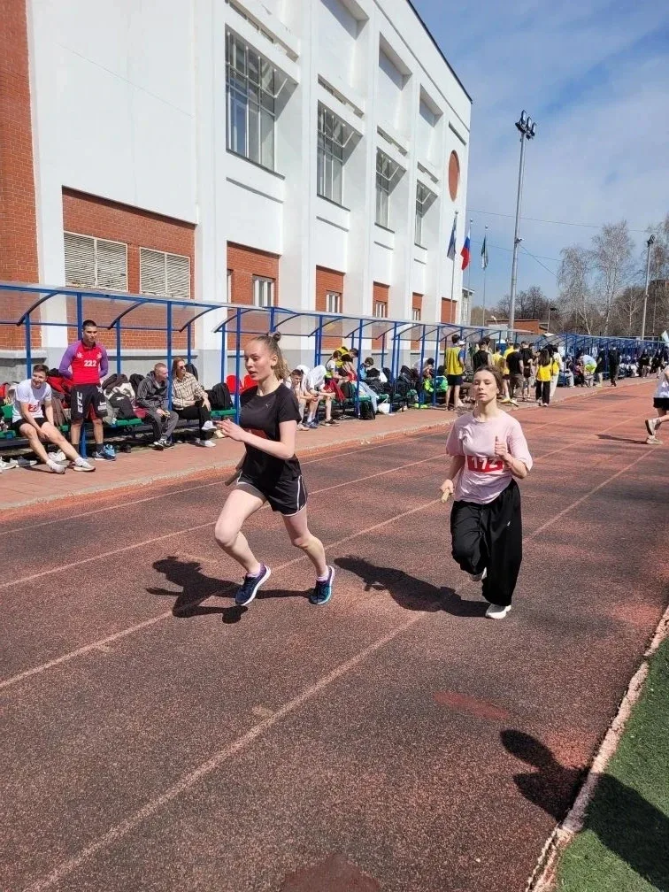 🏃‍♂️ЭСТАФЕТА ПАМЯТИ🏆  Поздравляем сборную команду гимназии с III местом в 49-й легкоатлетической эст