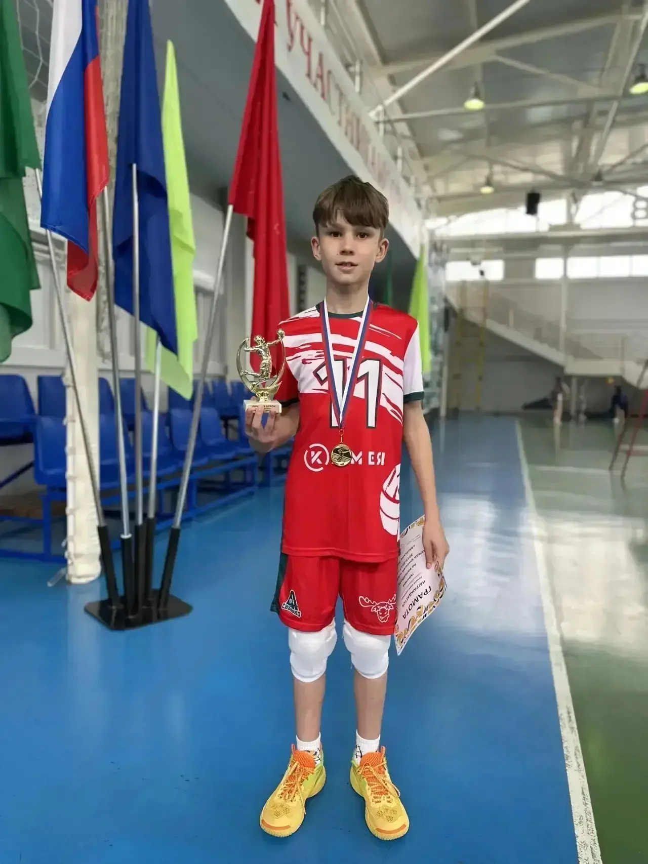 🏐ГОРДОСТЬ ГИМНАЗИИ🌟  С 15 по 17 мая в Красноярском крае прошёл межрегиональный турнир по волейболу «