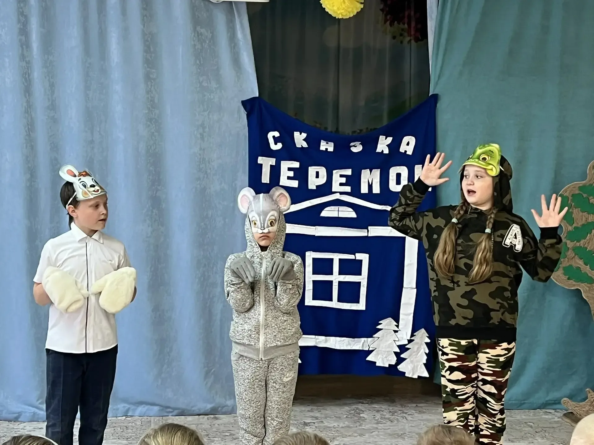 ⚡️Отряд юных инспектров "ШКОДА" опять вышли к малышам...  Участники дорожного движения должны действ