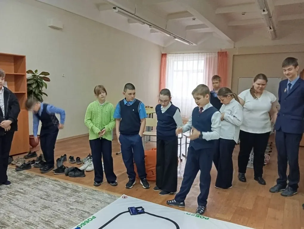 Целый год инженерии, кода и побед  Этот учебный год в робототехнике пролетел как одно мгновение. Но 