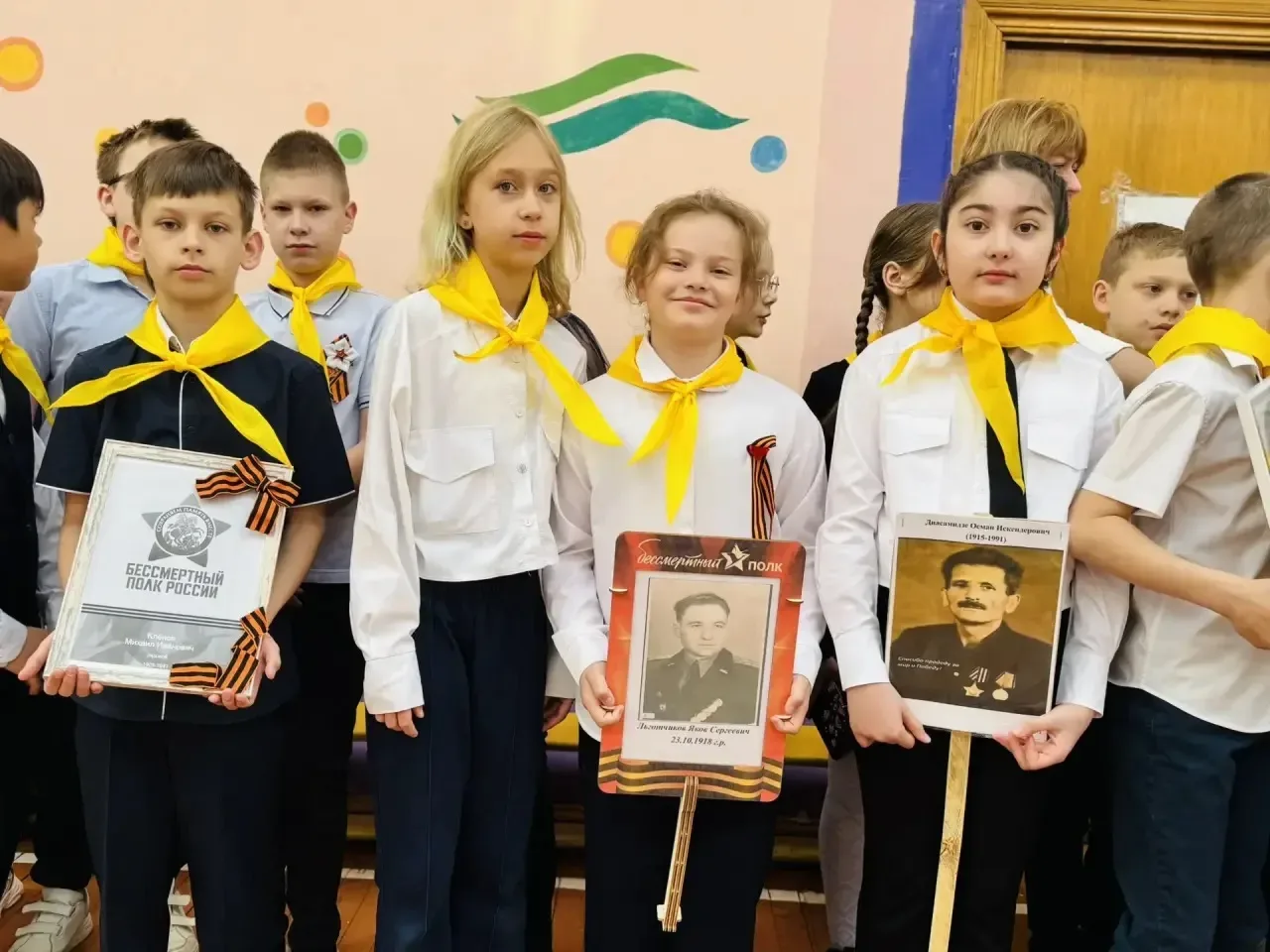 В рамках марафона «Наследники Победы» в нашей школе прошла трогательная и важная акция — «Портреты П