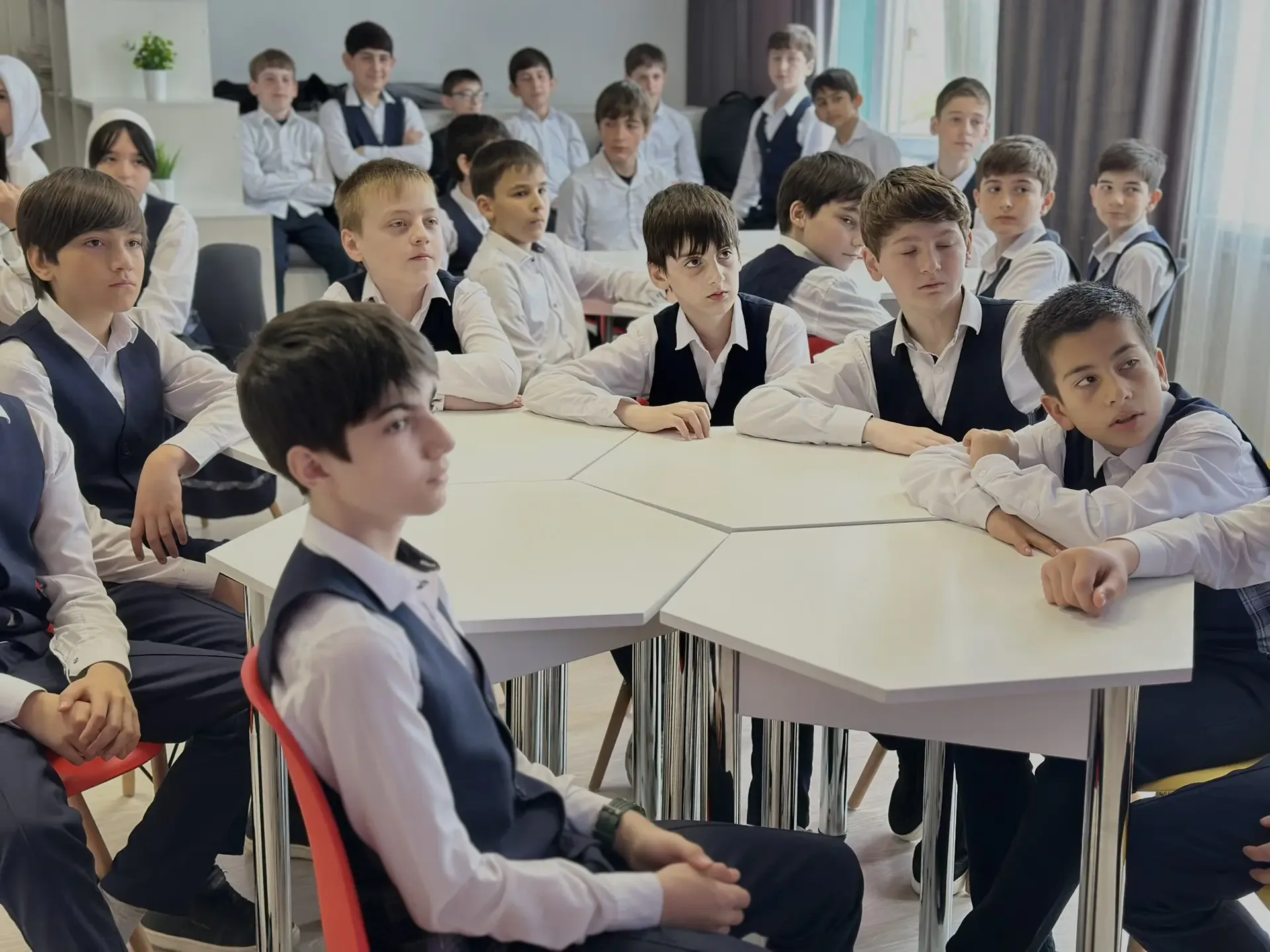 🎓В нашей школе были проведены профилактические мероприятия на тему: «Правила поведения на водных объ