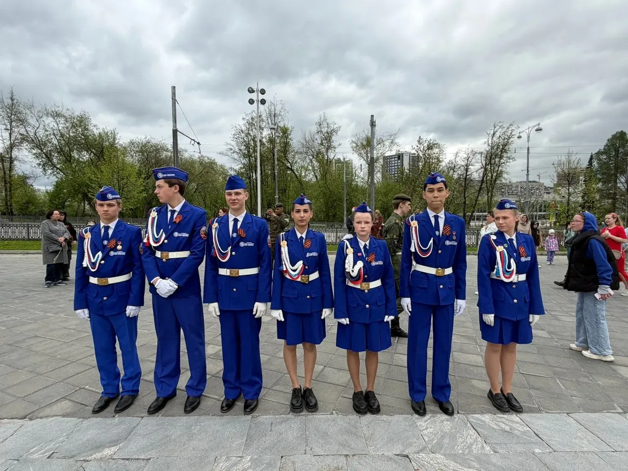 🇷🇺 День Великой Победы - главный праздник нашей страны!  9 мая мы отдаем дань памяти миллионам наших