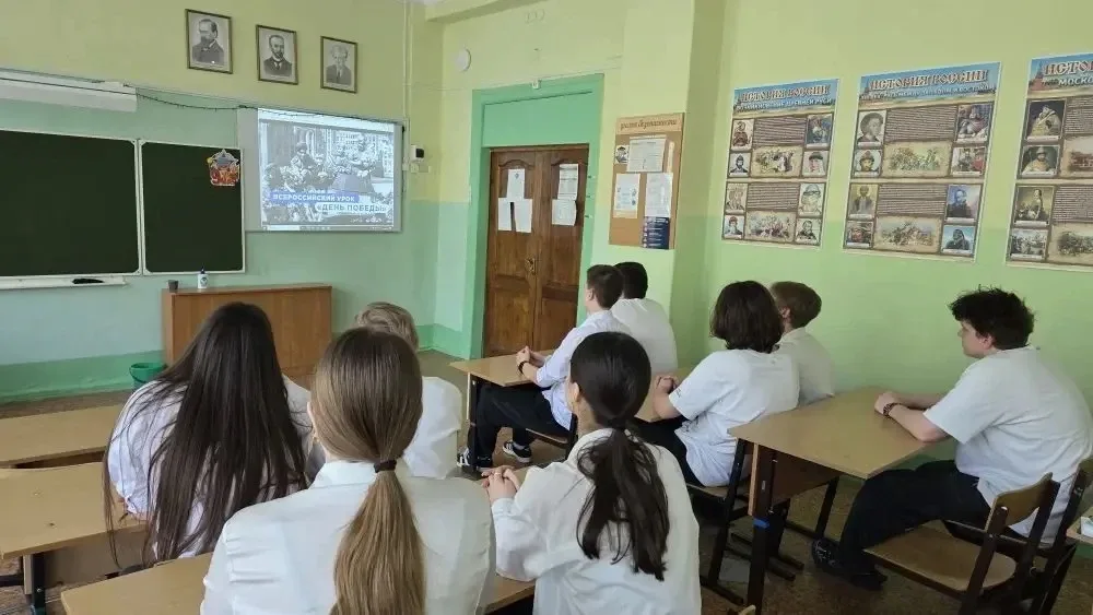 🎖️ Всероссийский урок Победы в нашей школе  В преддверии Дня Победы для учащихся был проведён Всерос