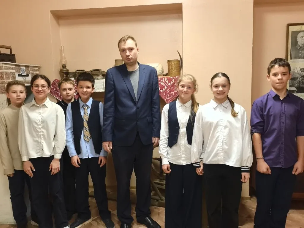 🎉Сегодня в нашем школьном музее особенный день!  📌В честь Международного дня школьных музеев наш муз