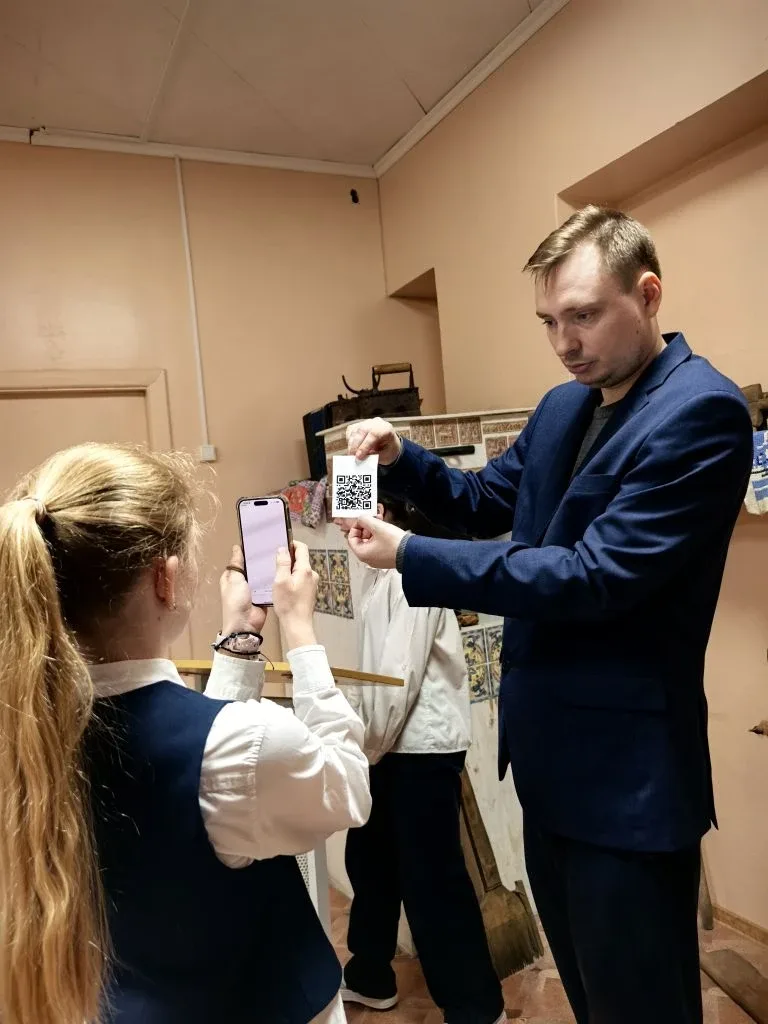 🎉Сегодня в нашем школьном музее особенный день!  📌В честь Международного дня школьных музеев наш муз