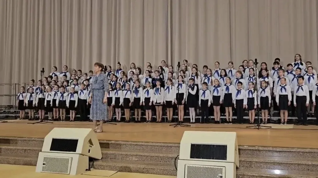 Звонкие голоса   ✨ Наш хор «Звонкие голоса» под руководством Гуламовой Натальи Сабировны в составе с
